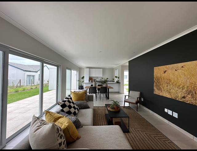 2 BEDROOM HOUSE FOR SALE IN LALELA ESTATE